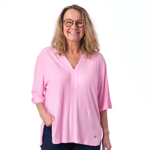 Ensfarvet bluse i luksus-modal fra Navigazione