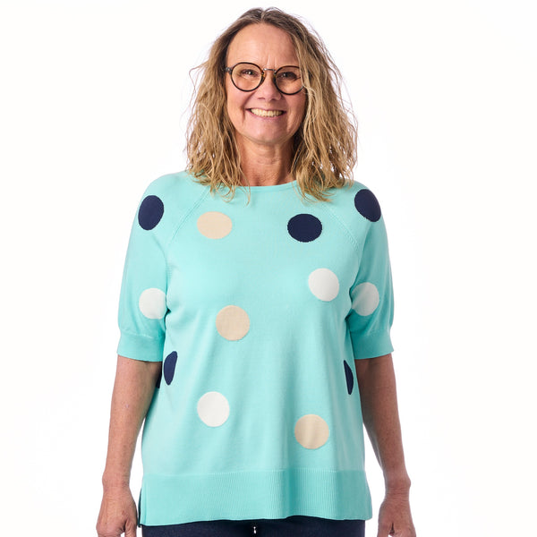 Farverig sommerstrik med polka dots fra Sunday – Turkis
