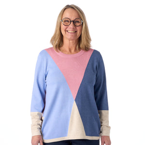 Blød strik med pynteknapper fra Brandtex